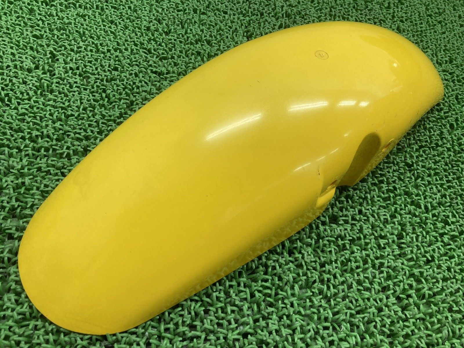 マグナ50 フロントフェンダー 黄 ホンダ バイク 部品 AC 13 MAGNA 50 FIFTY 修復素材に コケキズ無し 品薄 nW