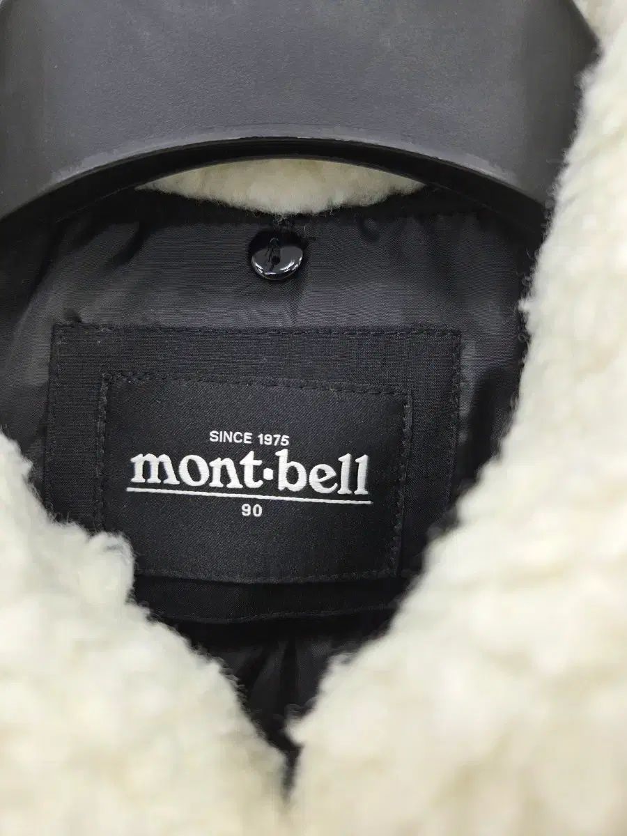 ダウン ジャケット