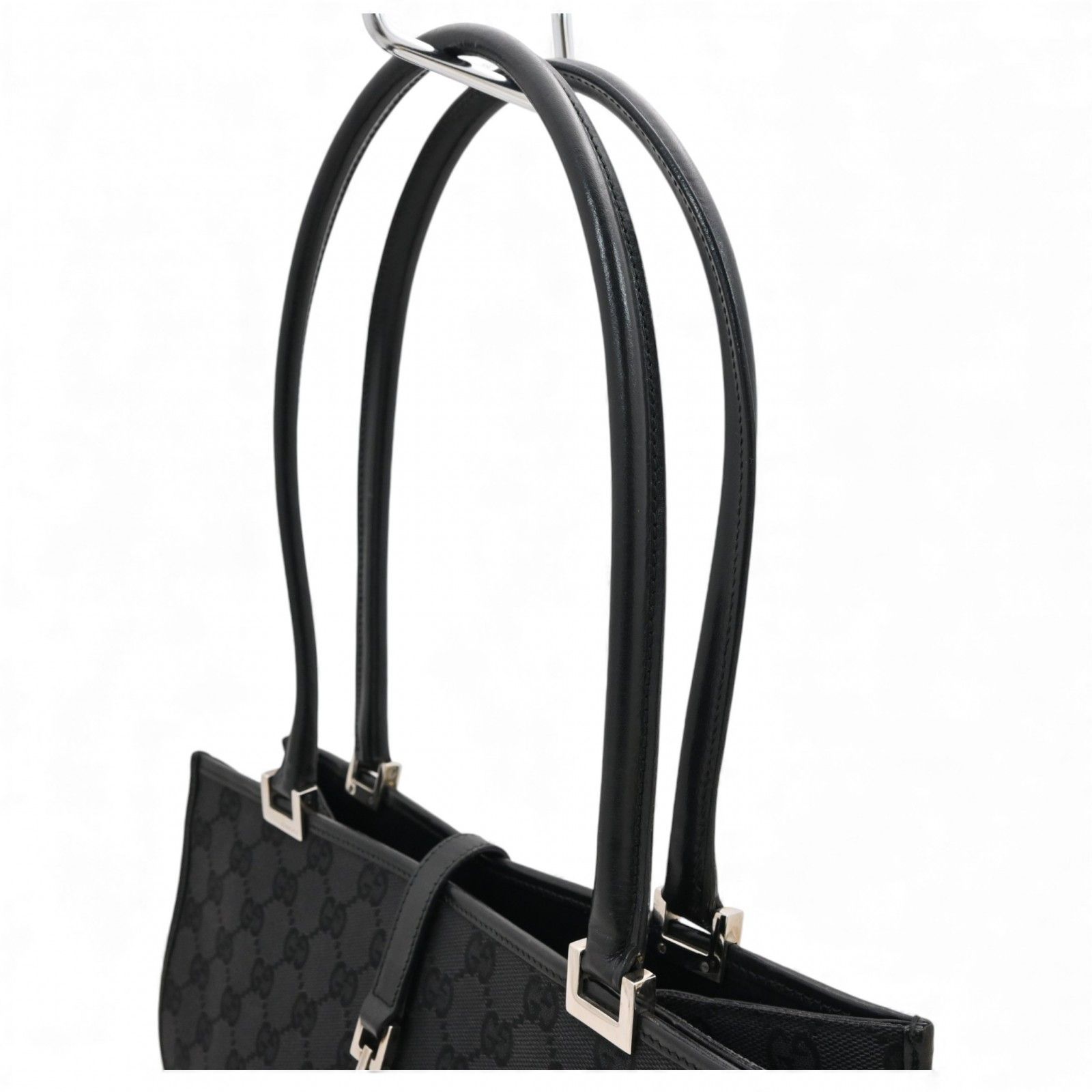 未使用級✨グッチ ハンドバッグ GG キャンバス ジャッキー ブラック 中古・古着通販】GUCCI (グッチ) GGキャンバスジャッキーハンドバッグ