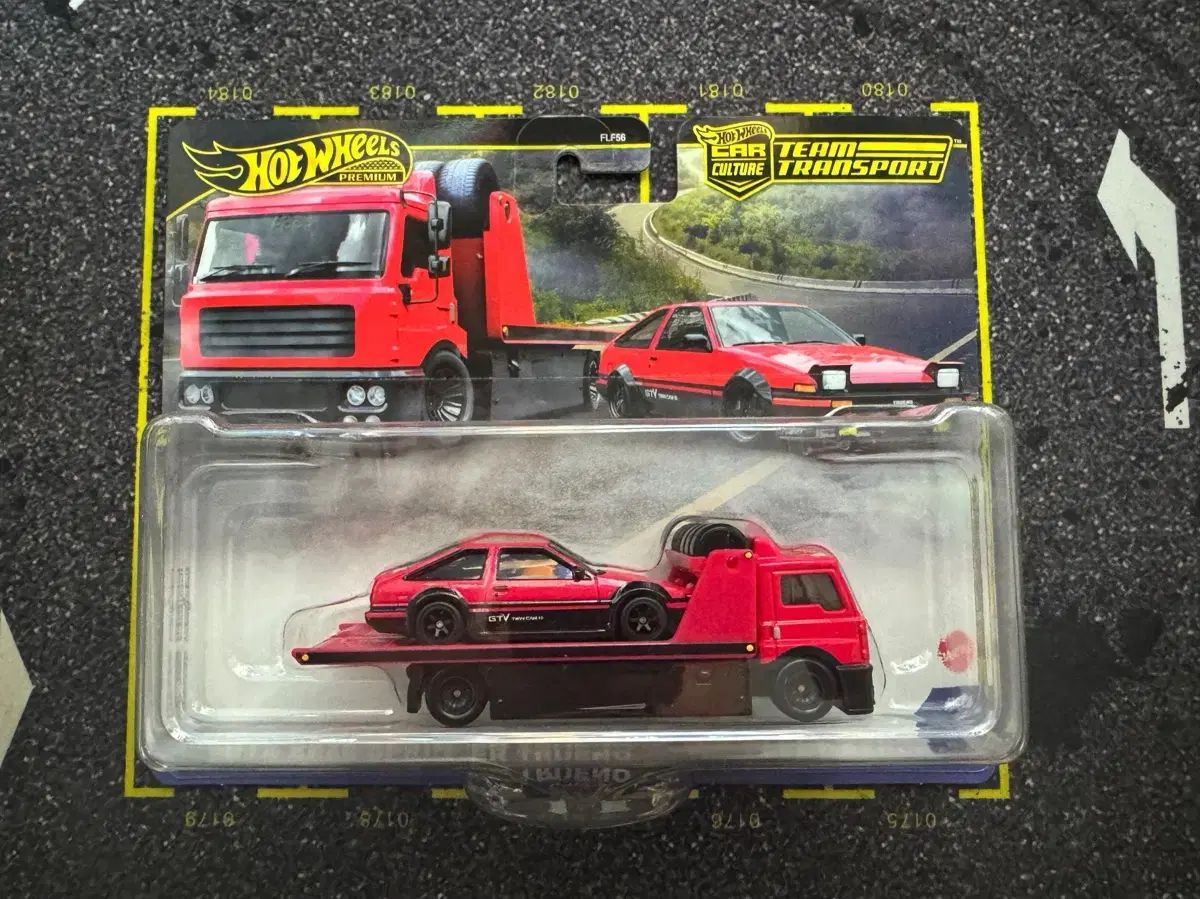 ホットウィール チームトランスポート 84 トヨタ AE86/フリート