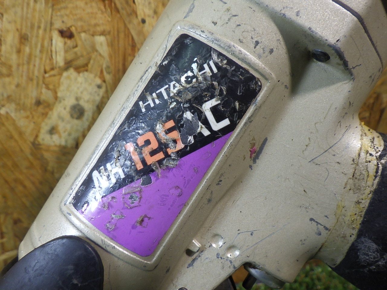 日立 打ち機 NH 125 AC カナヅチ感覚のばら釘打機 品