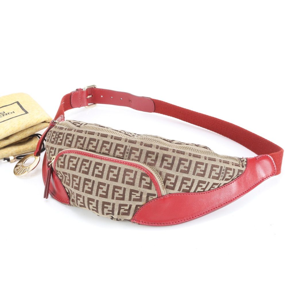 極美品 フェンディ ホログラムシール付 ズッキーノ レザー ウエスト