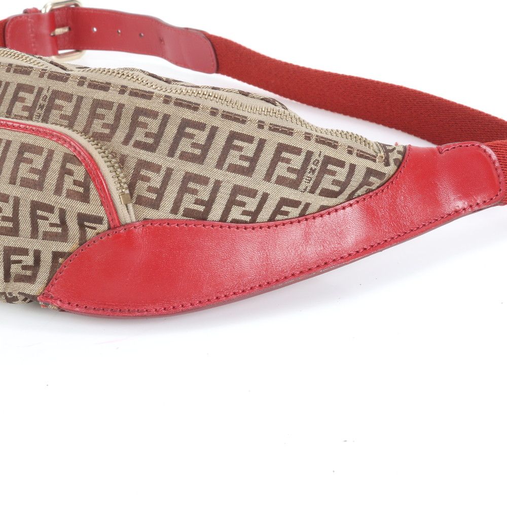 極美品 フェンディ ホログラムシール付 ズッキーノ レザー ウエスト