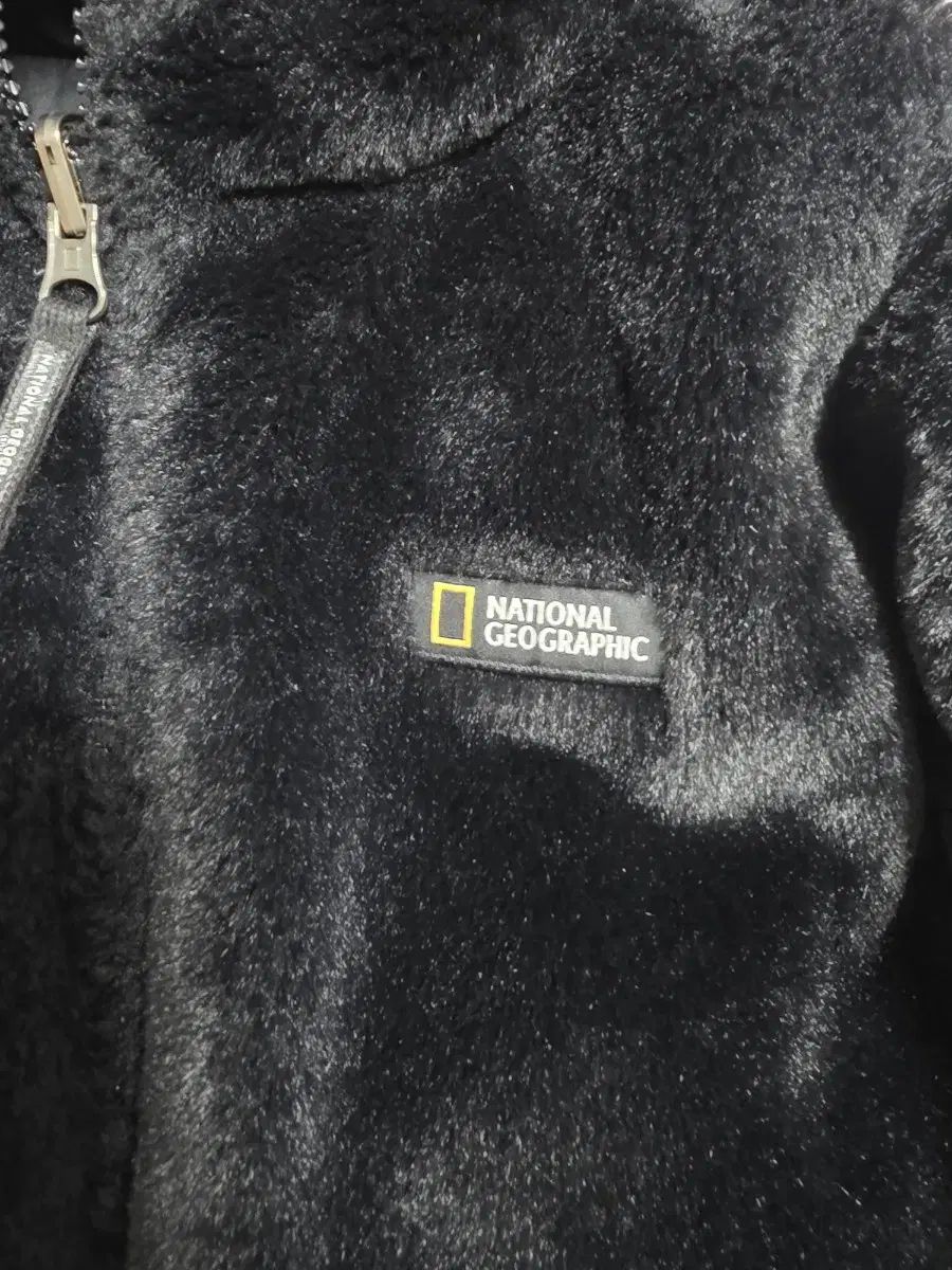 ナショナルジオグラフィック ブラック WHO フード ファー ジャケット リバーシブル
