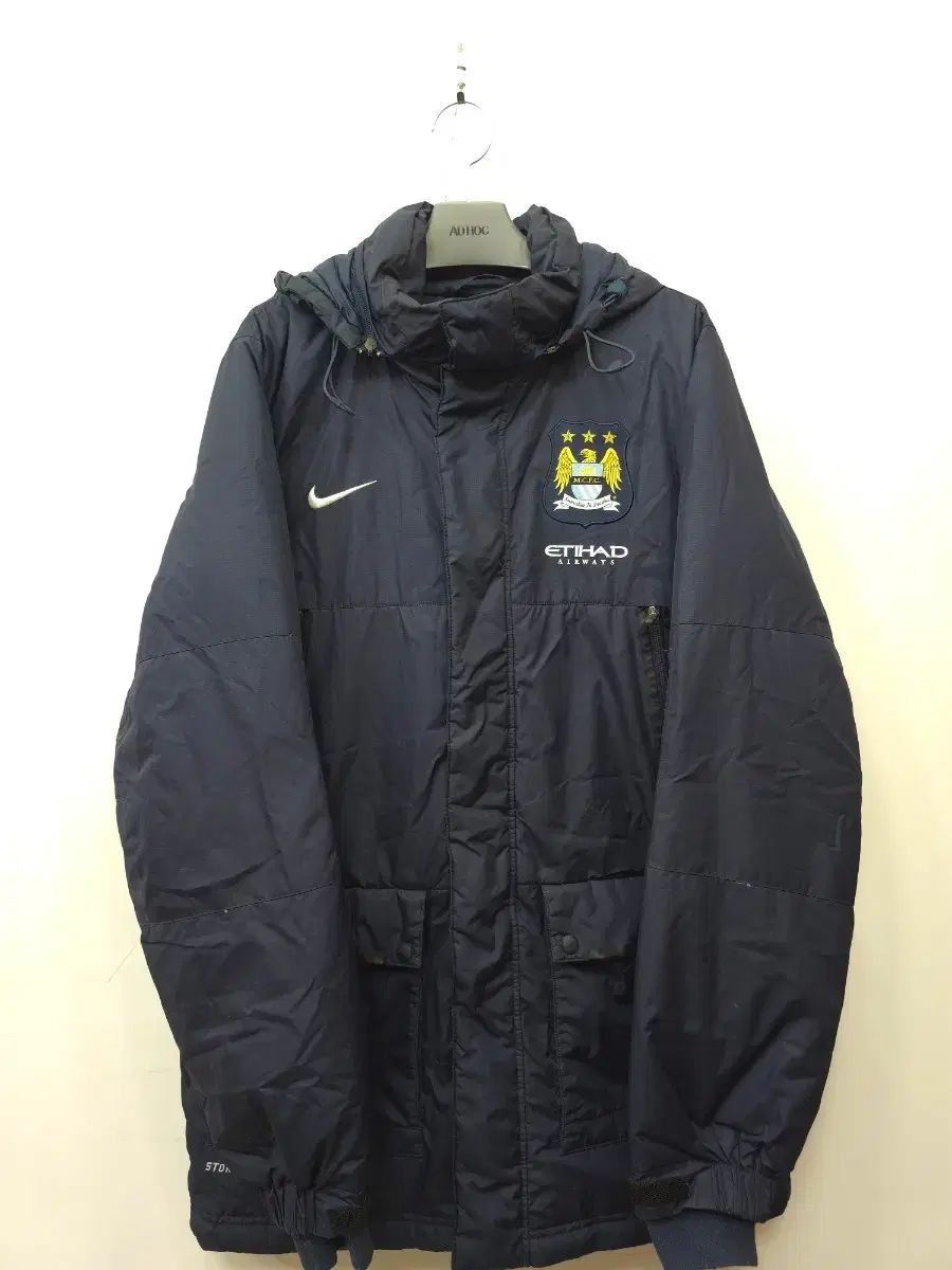 ナイキ マンチェスターシティ ダウンジャケットL
