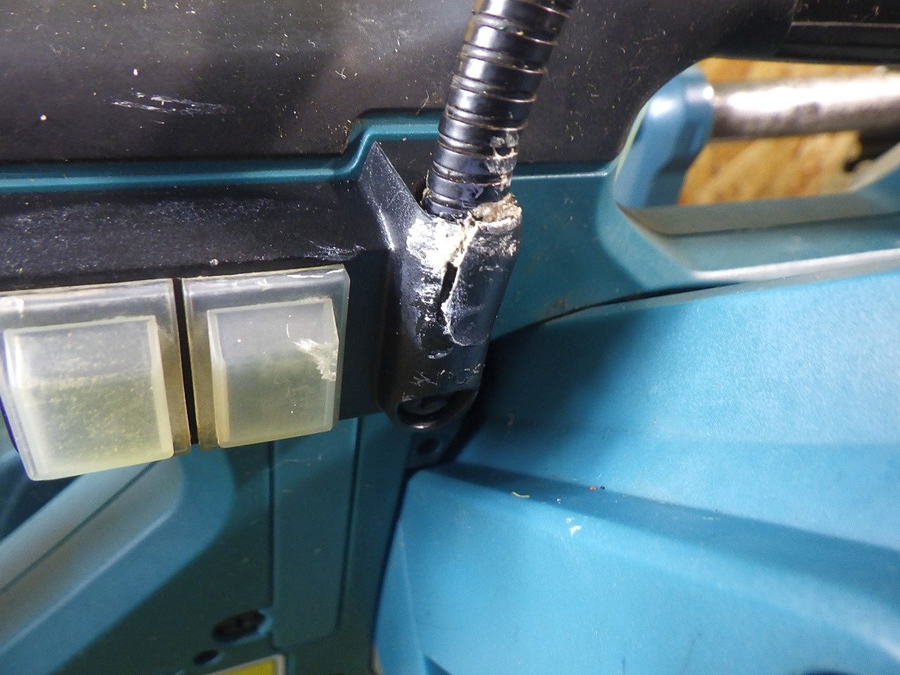 小型軽量ながら312