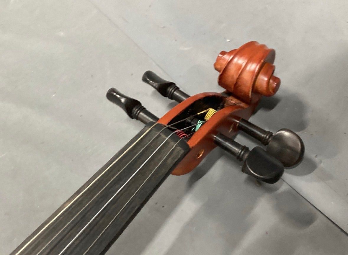 な*ん様 【美品】 サイレント エレキバイオリン EVN-27 Valente な*ん様 【美品】 サイレント エレキバイオリン EVN-27 Valente