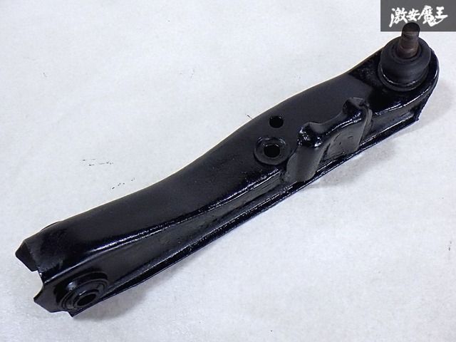 s13系　純正ロアアーム 日産 純正 S13 シルビア ノーマル フロント ロアアーム アーム 右 右側