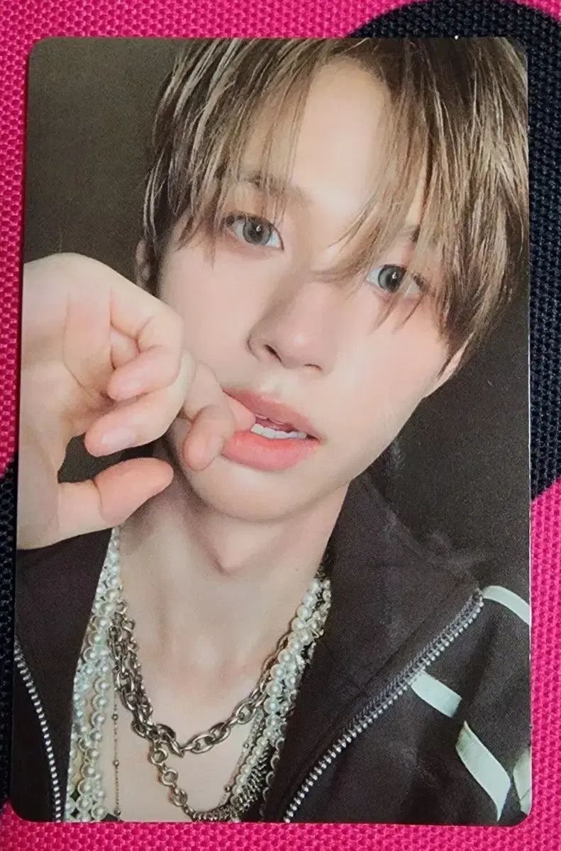 クルユア CYE キムソンミン QQMUSIC 5星 100枚限定 トレカ クルユア CYE キムソンミン QQMUSIC 5星 100枚限定 トレカ $_57.JPG