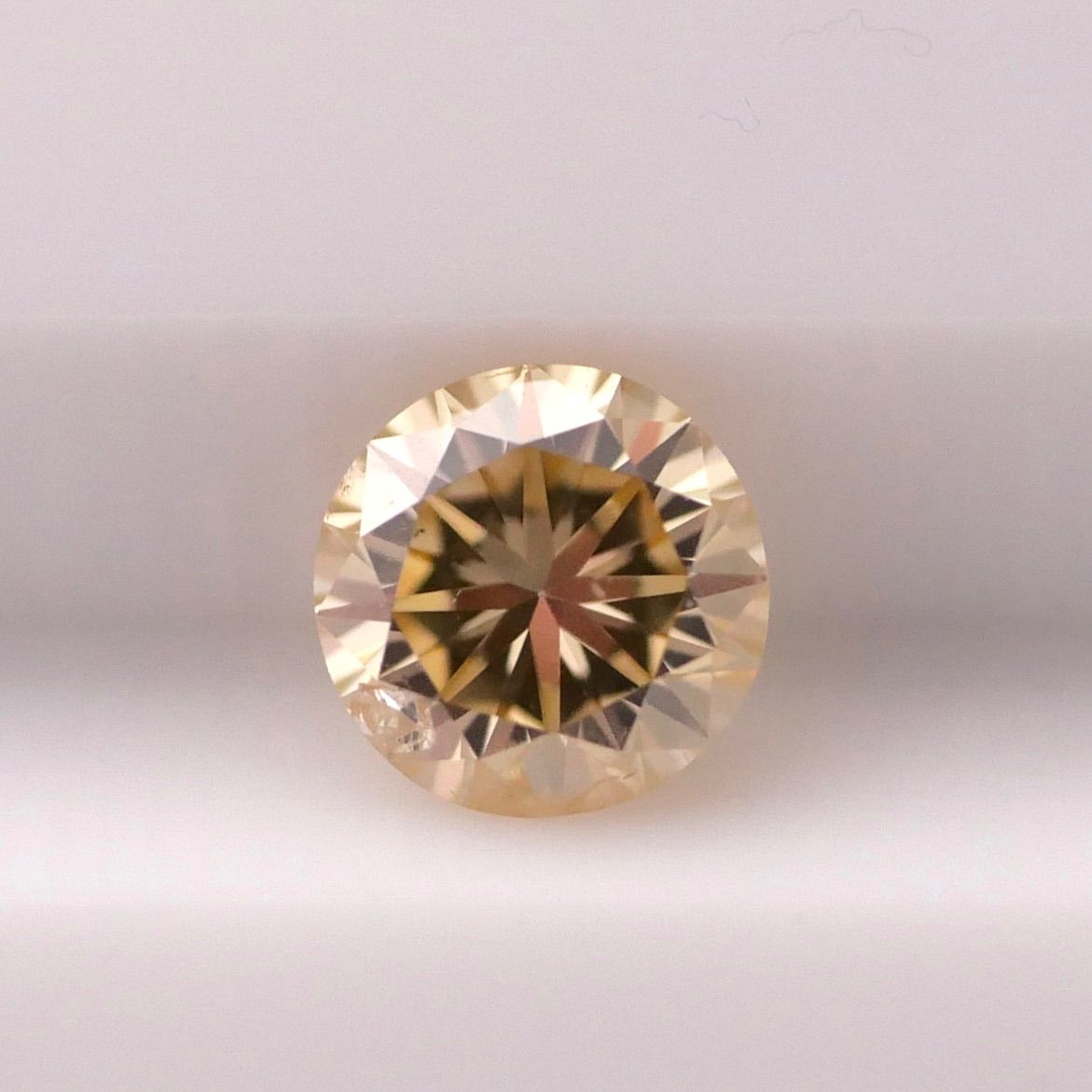 ストレートカラー】0.226ct 天然イエローダイヤモンド ルース FY 日独