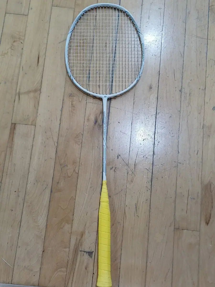 NANOFLARE₍ナノフ ネックSTAY ほぼ