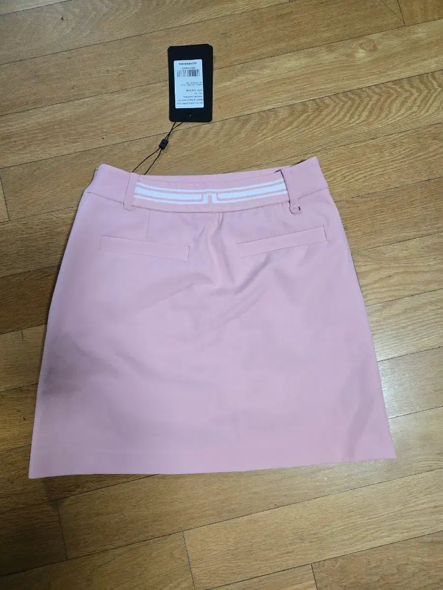 J LINDEBERG リンドバーグ ピンク ミニスカート