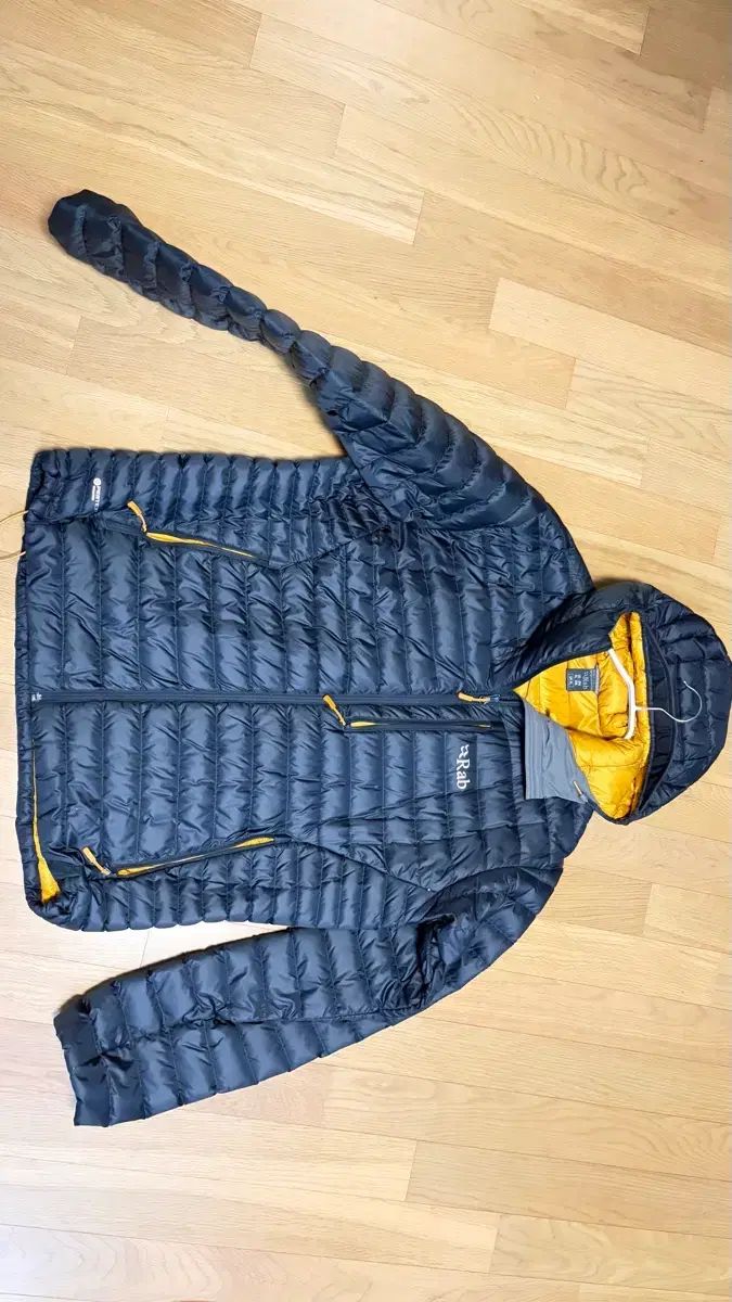 rab マイクロ アルパイン ジャケット ベルーガ