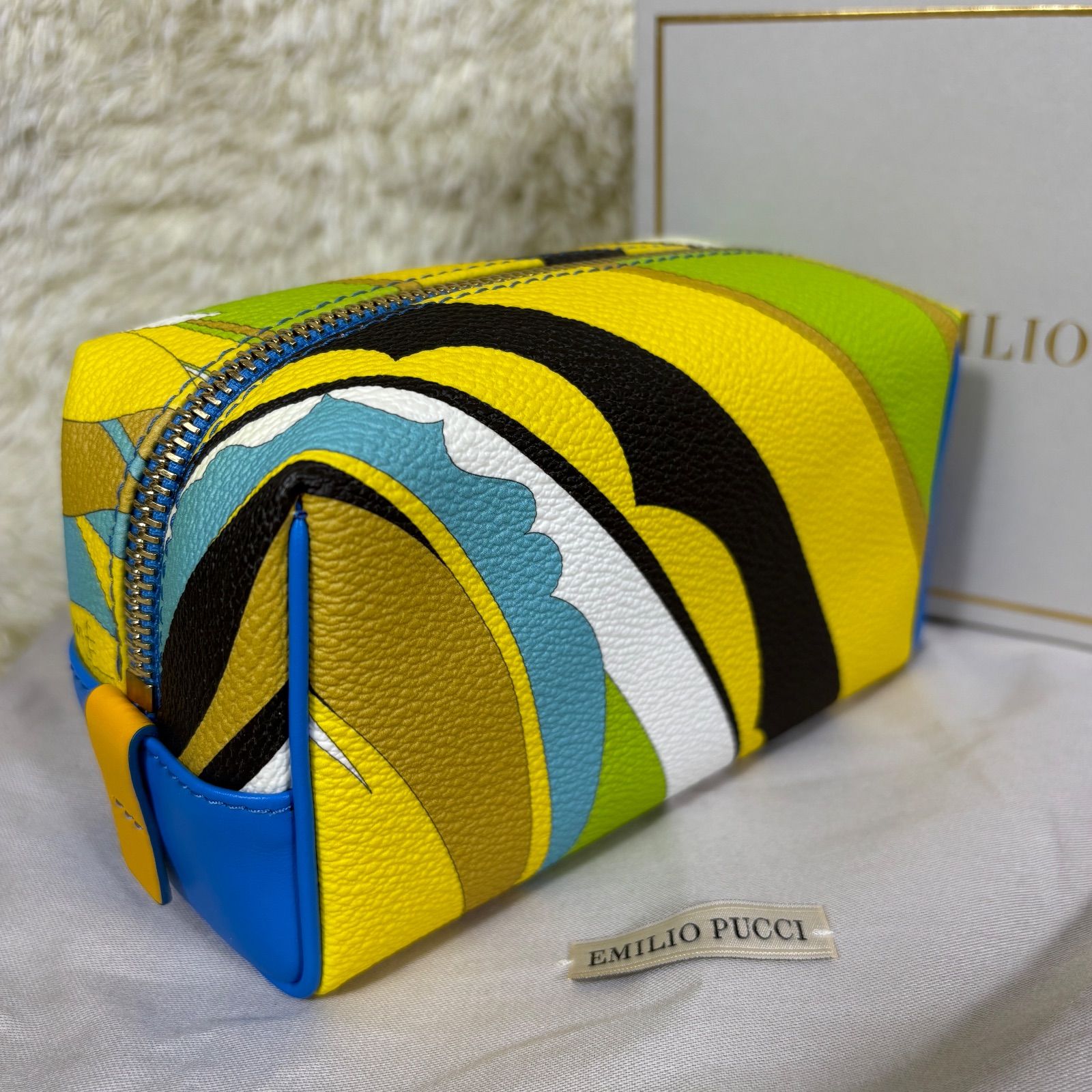 美品】エミリオプッチ ポーチ クラッチ PVC レザー 総柄 マルチカラー
