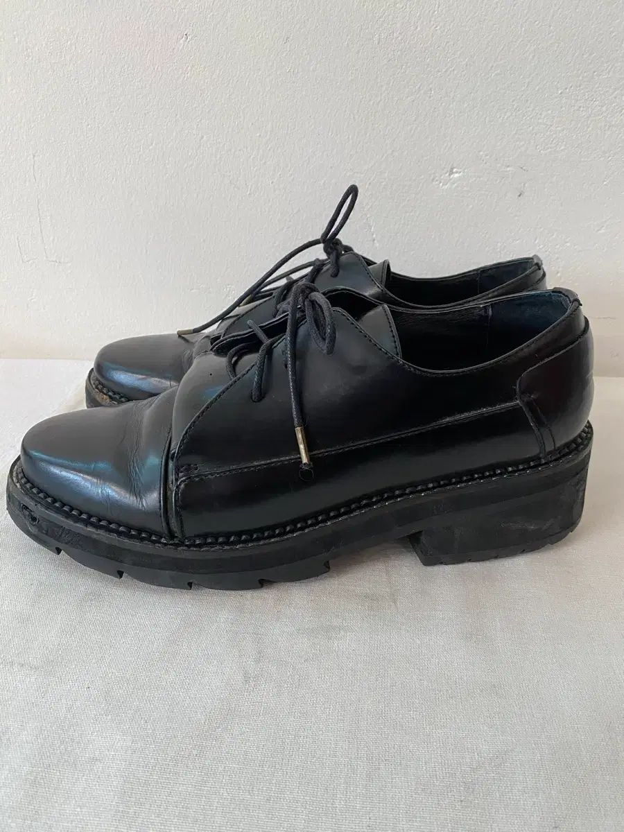 バレンシアガ ブラック ローファー