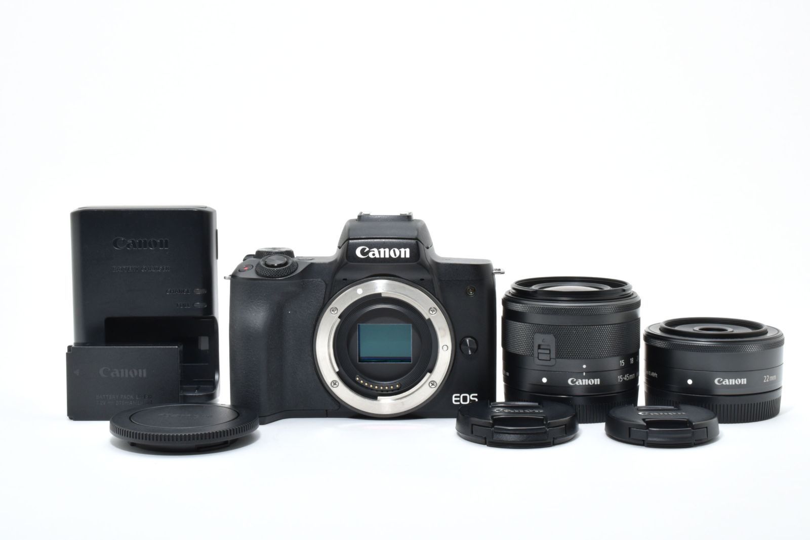 外観 上 キヤノン Canon EOS Kiss M ダブルレンズキット ブラック ショット数38000回以下 付属品多数