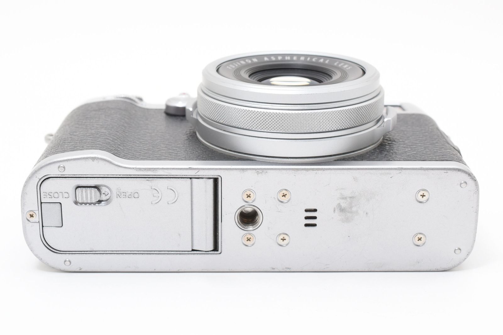 ☆良品☆ フジフイルム FUJIFILM X100F シルバー 《ショット数5回