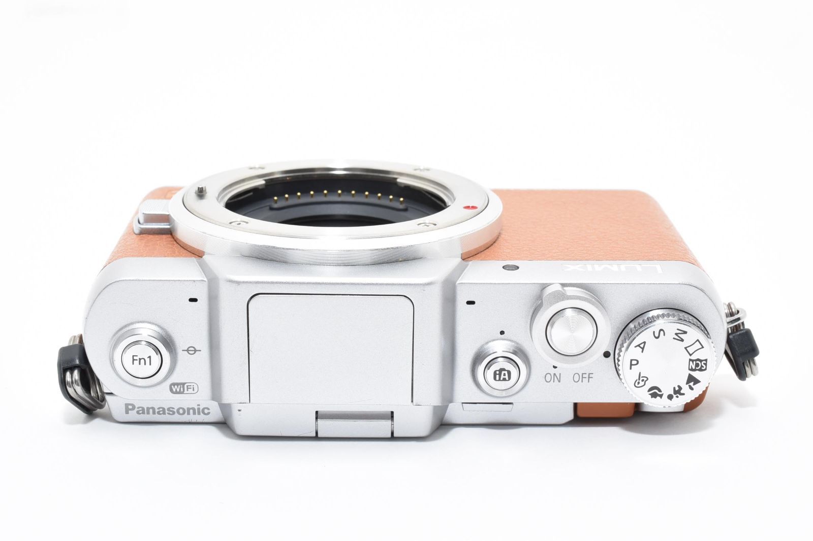 ☆極上☆ パナソニック Panasonic LUMIX GF7 ボディ DMC-GF7 ブラウン