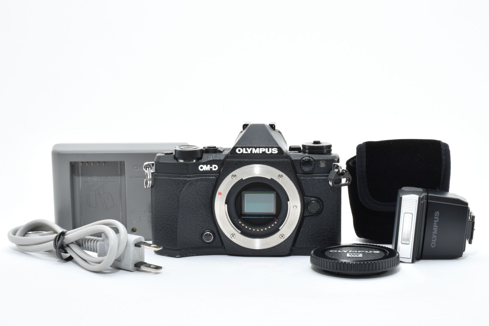 オリンパス OLYMPUS OM D E M 5 Mark II ボディ ブラック 充電器 フラッシュ付き