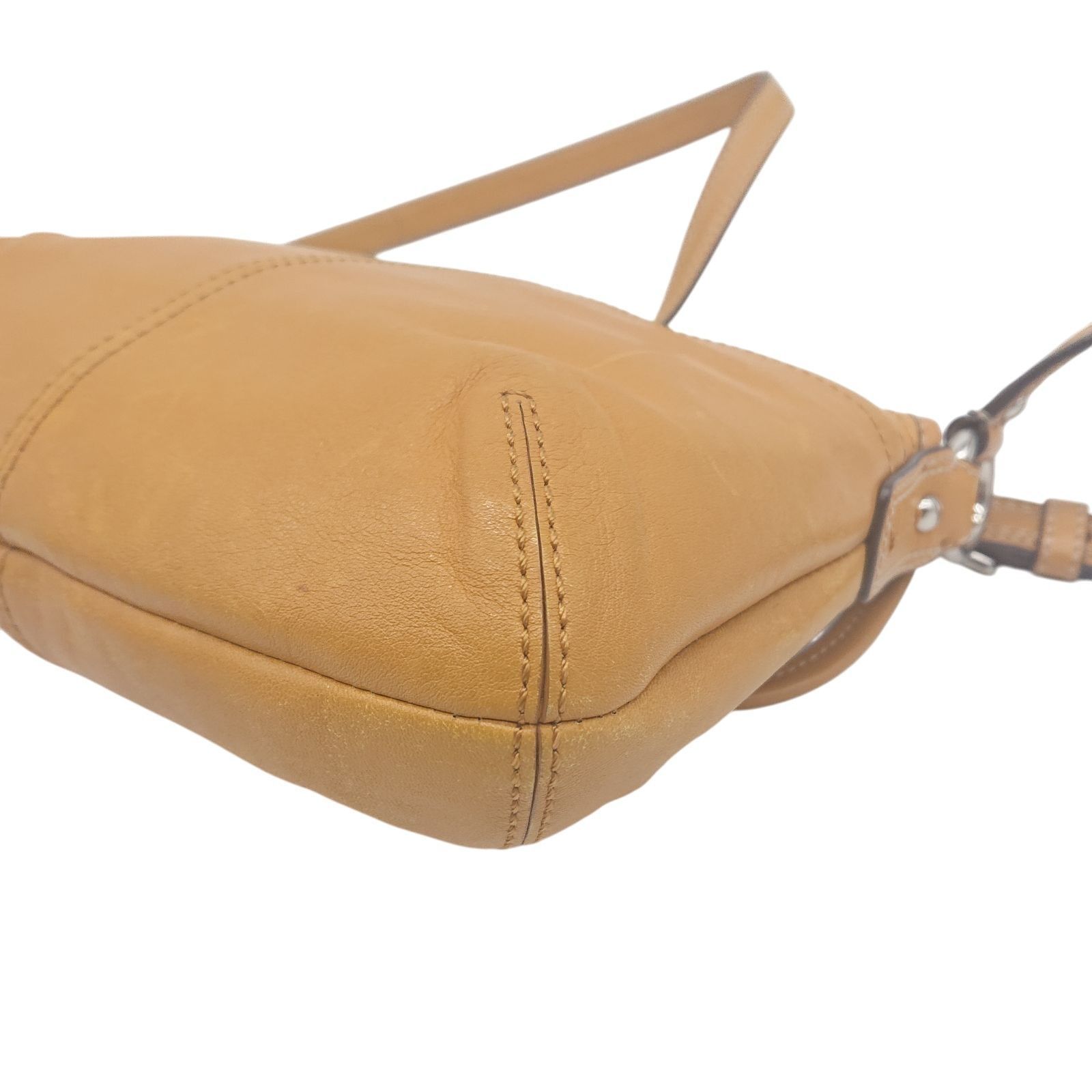 COACH コーチ ショルダーバッグ レザー イエロー マスタード