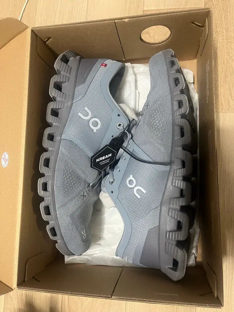  オンラニング クラウド X 3 ミストロック 270 登山靴 トレッキングシューズ アウトドアシューズ