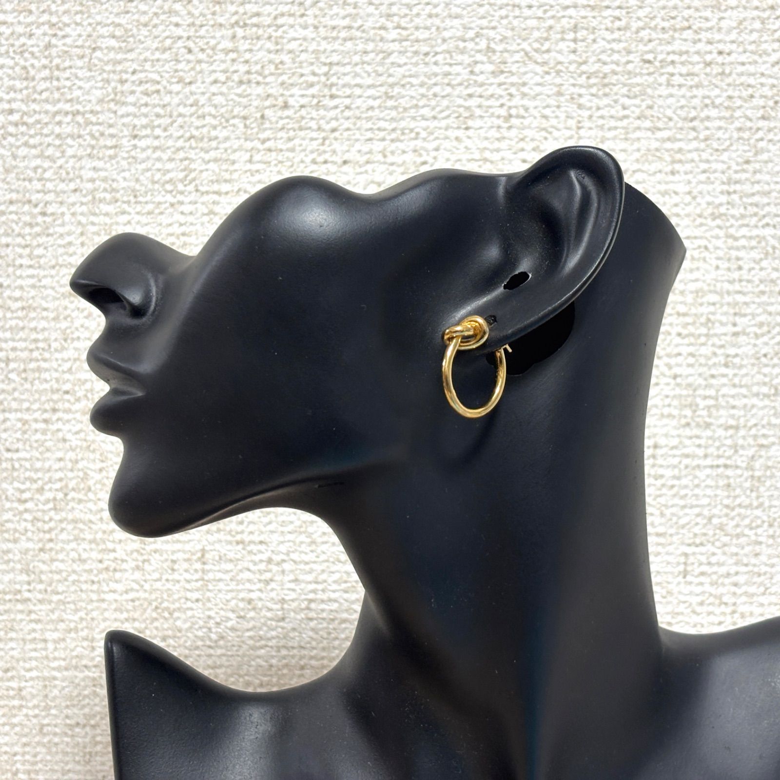 CELINE セリーヌ ノット フープ ピアス ゴールド 片 - メルカリ