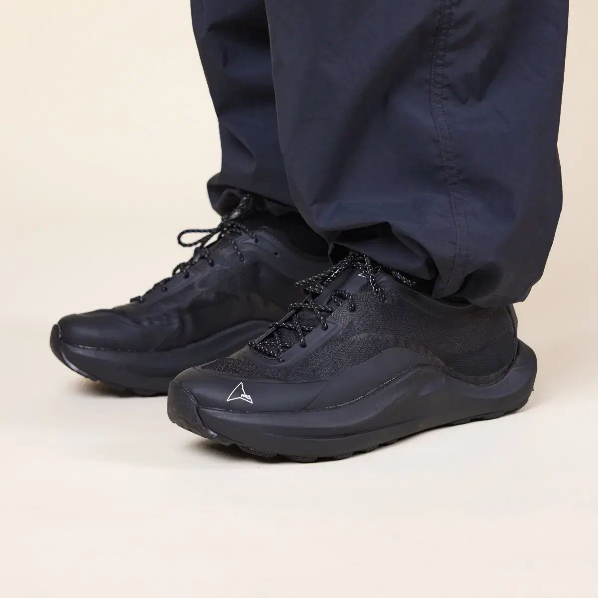 ROA SELLA ブラック 41 - メルカリ