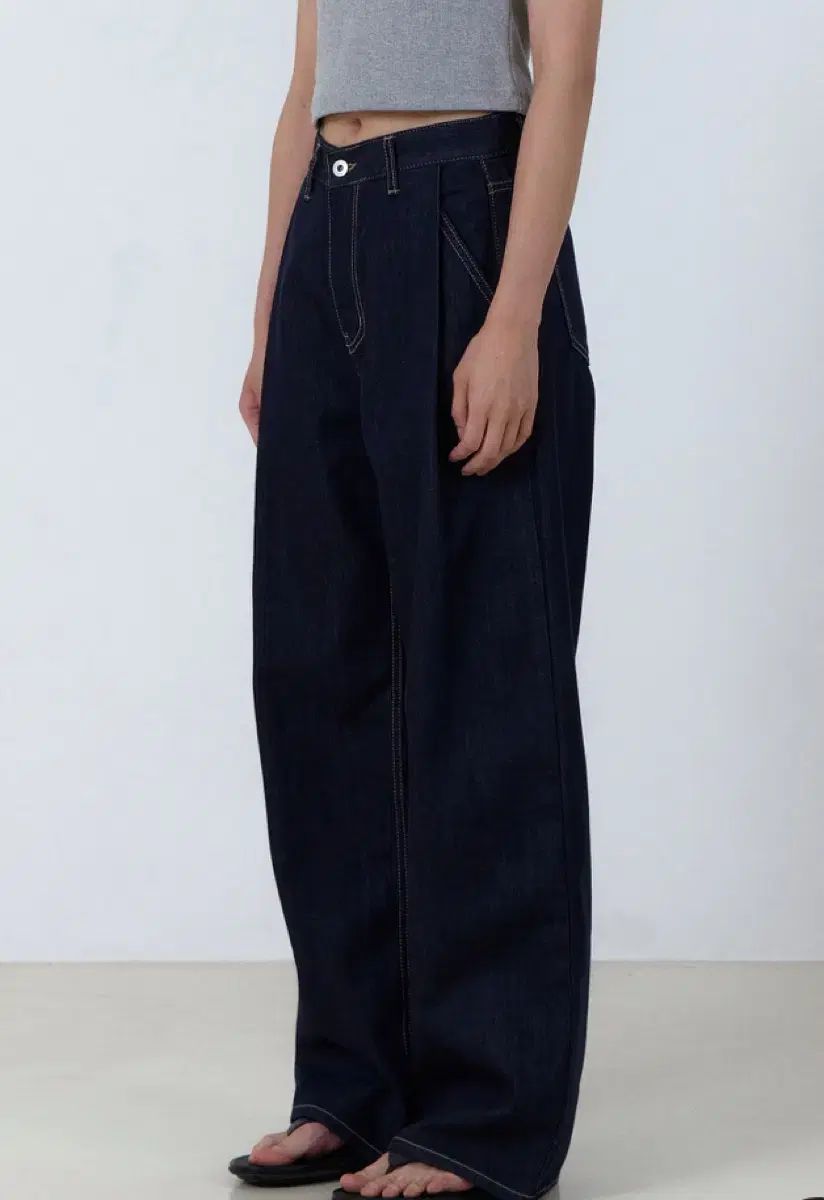 新商品 コアード ノンフェイド ピンタック デニム