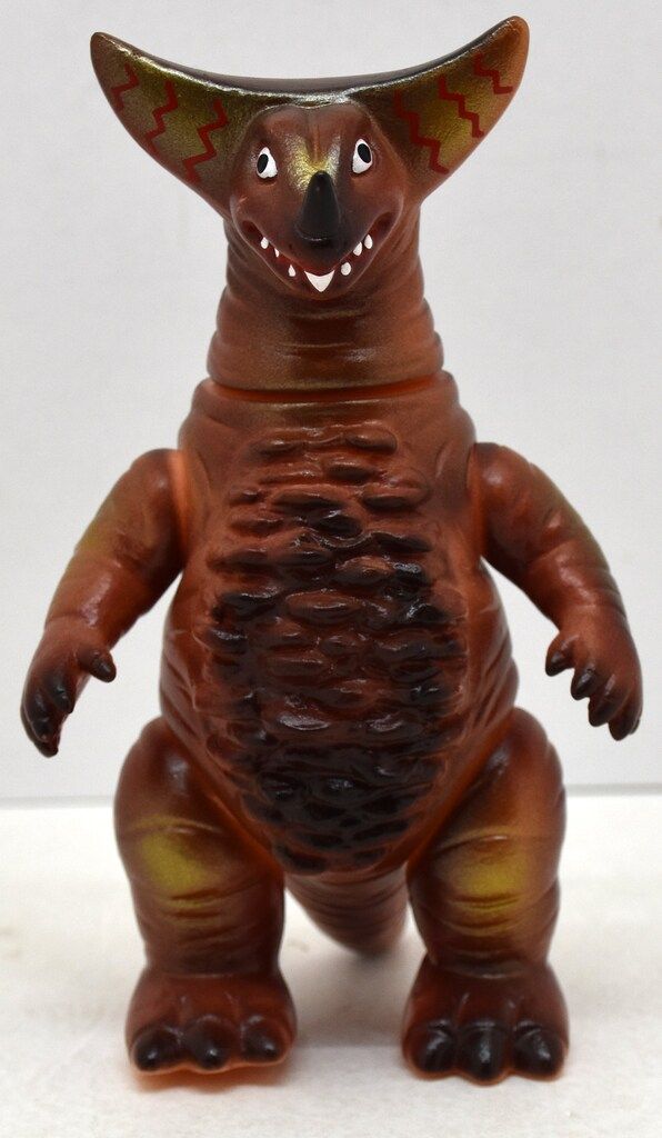 ブルマァク ブルマァクの怪獣シリーズ ウルトラマン リトルゴモラ ブラウン 肌色成型