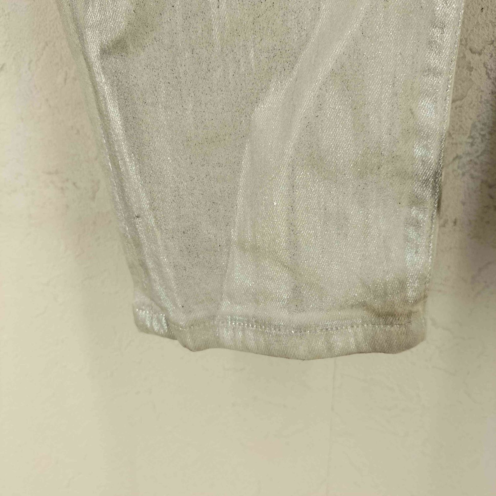 LANG コーティングデニムパンツ