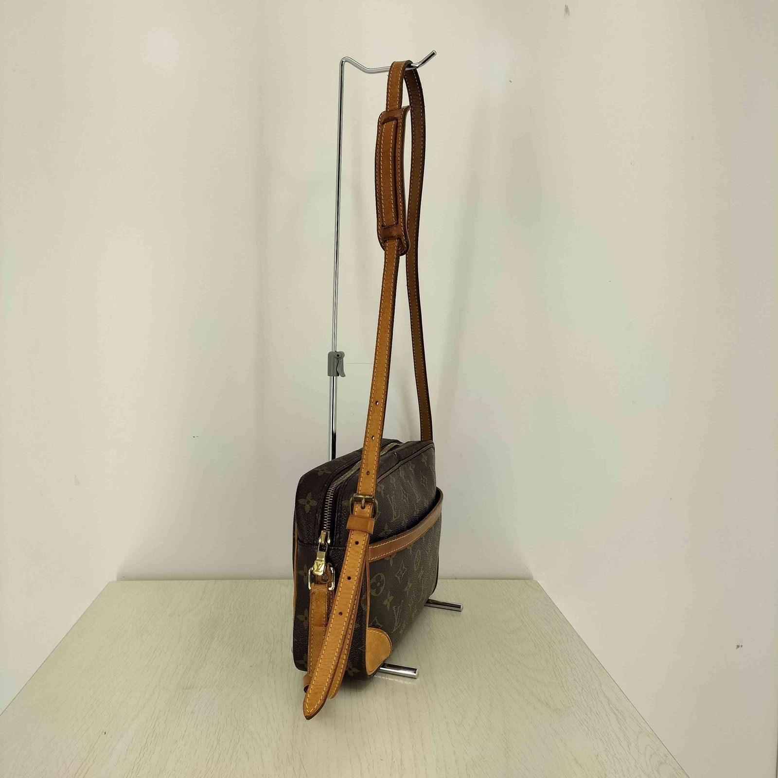 ルイヴィトン LOUIS VUITTON トロカデロ27 レディース 表記無 - メルカリ