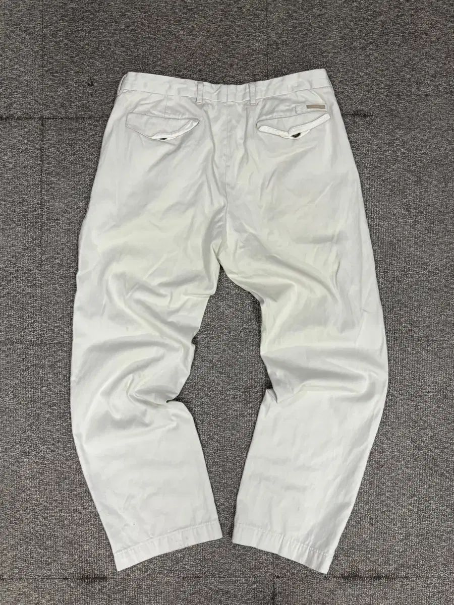 PRADA プラダ 白 コットン パンツ