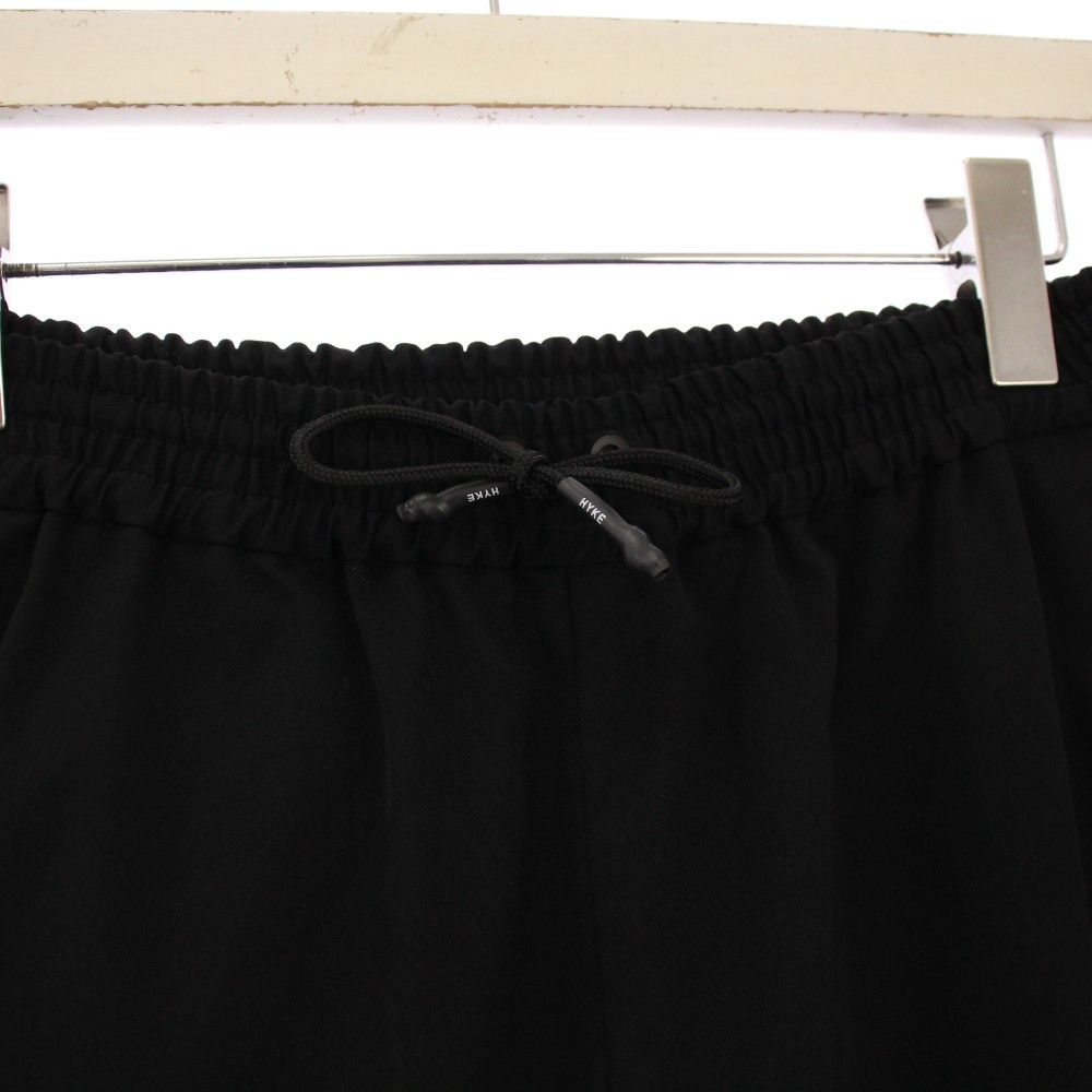  ハイク HYKE TASLAN TWILL TAPERED PANTS イージーテーパードパンツ 1 黒 241 13292 KH その他 パンツ