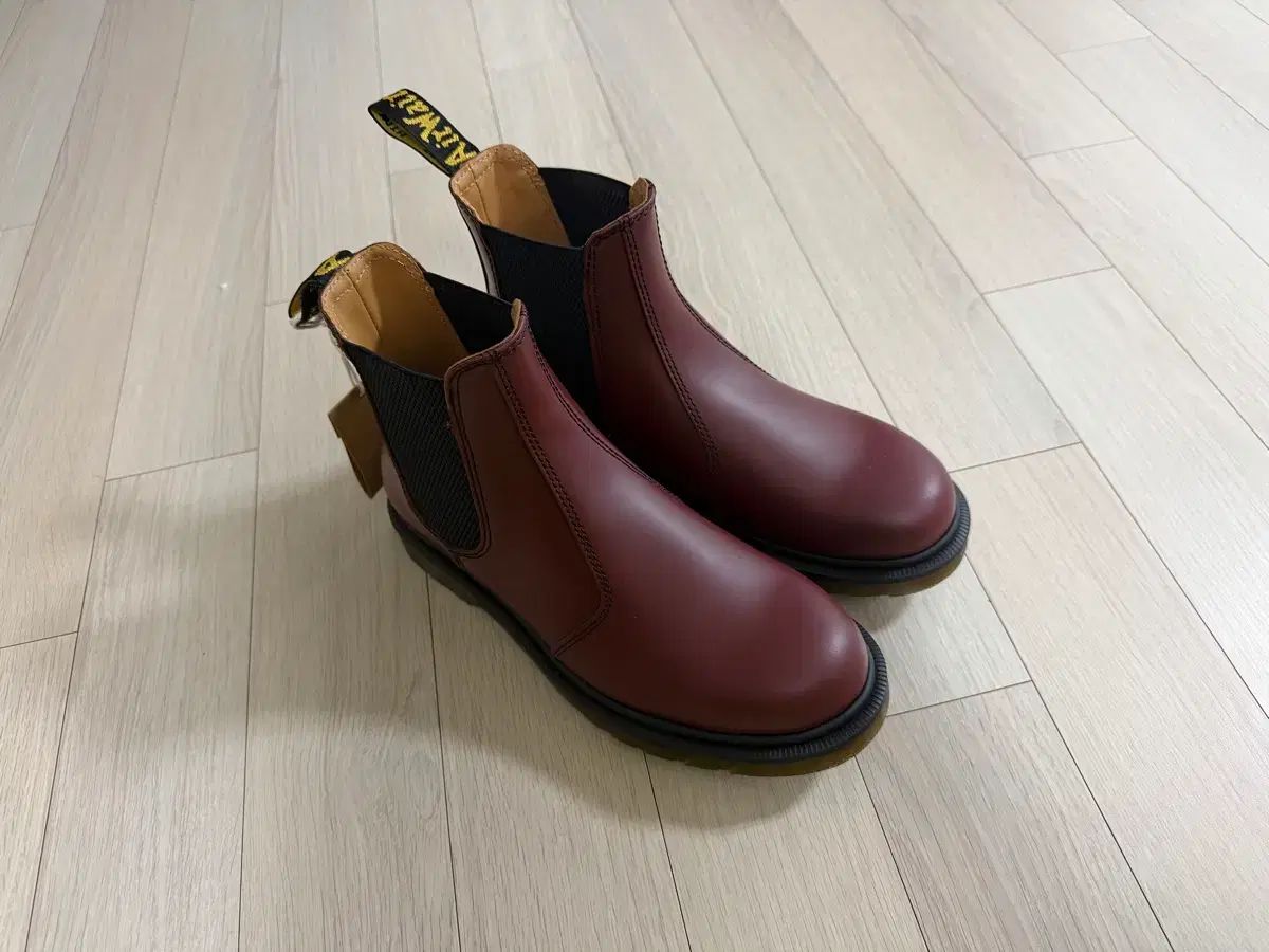 DR MARTENS ドクターマーチン 2976 さくらんぼ レッド チェルシー ブーツ UK 6 250