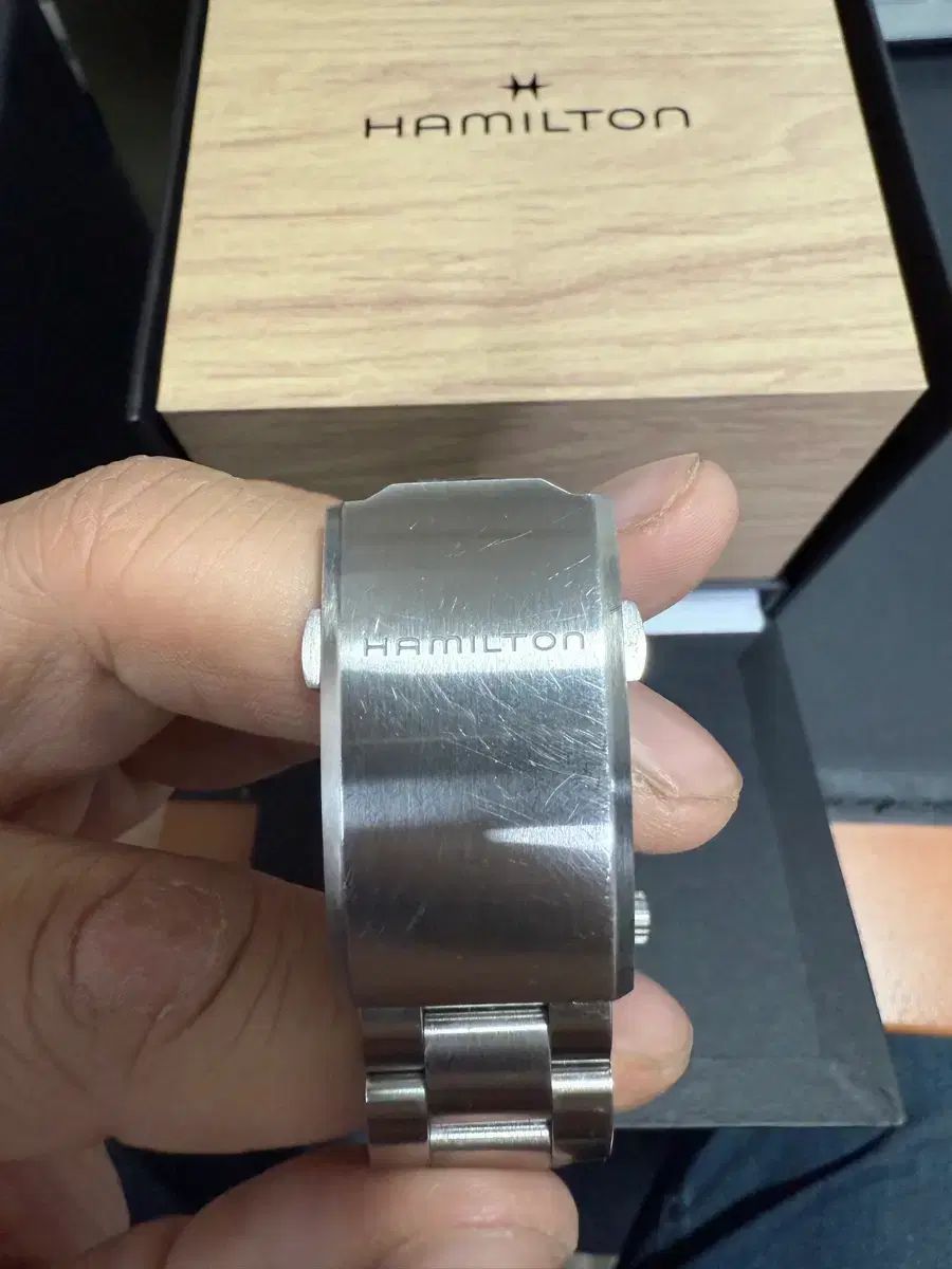  ハミルトン カーキフィールド エクスペディション41 黒文字盤 24 06 フルジップ 自動巻き時計 腕時計(アナログ)