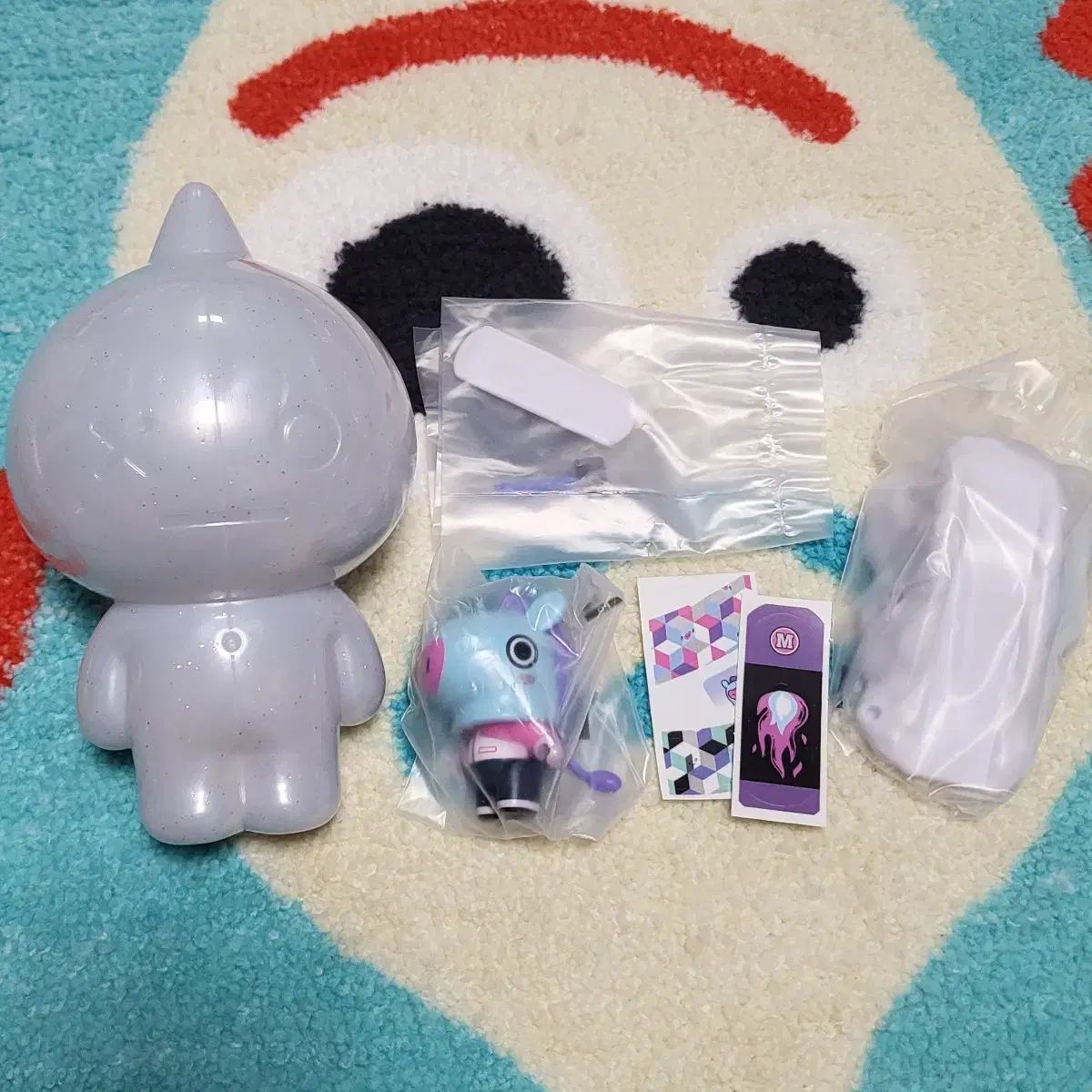 高品質，得価 BT21 コレクタブル フィギュア ブラインド パック Vol 4 マン その他