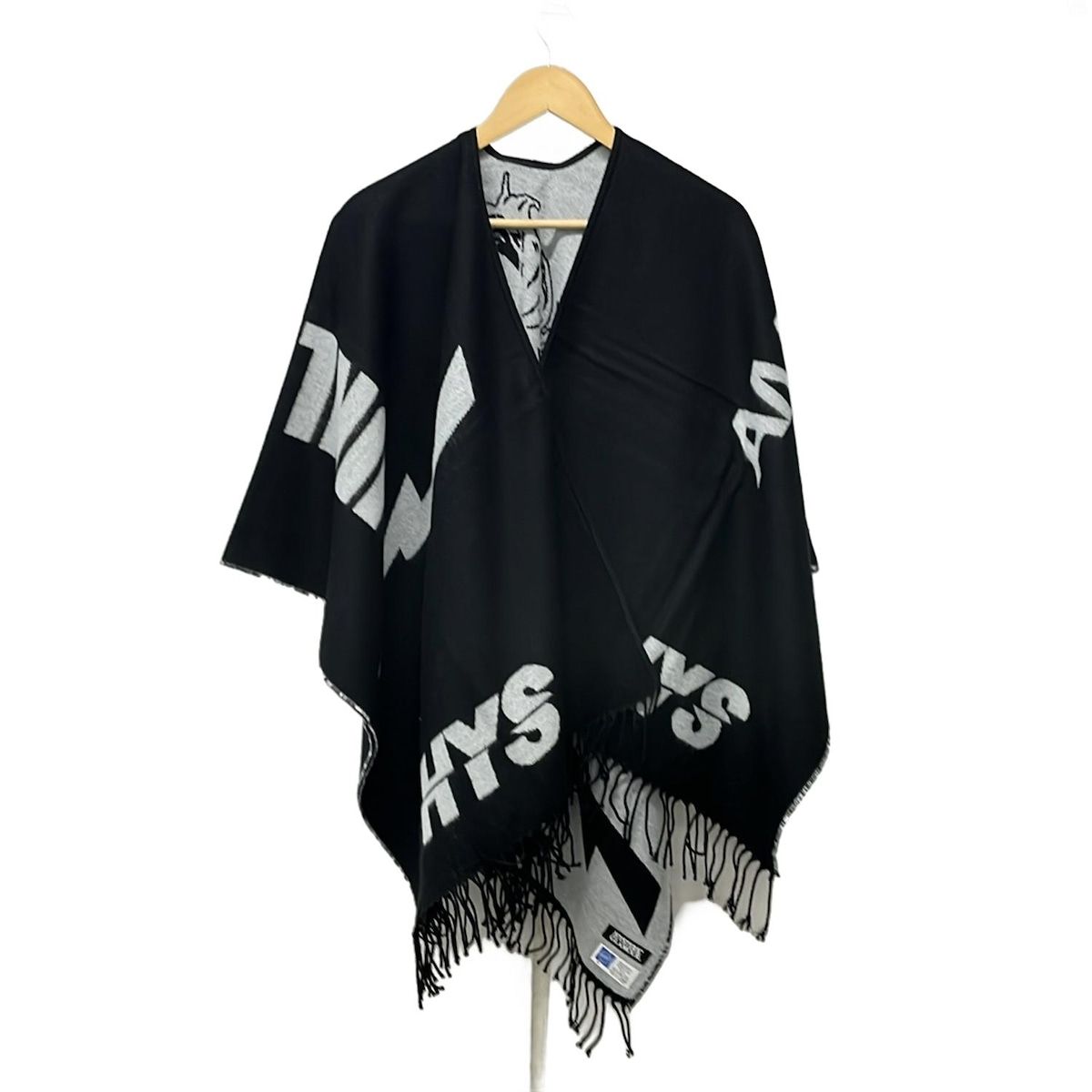 HYSTERIC GLAMOURサウンドシステムポンチョストール HYSTERIC GLAMOURサウンドシステムポンチョストール HYSTERIC GLAMOUR