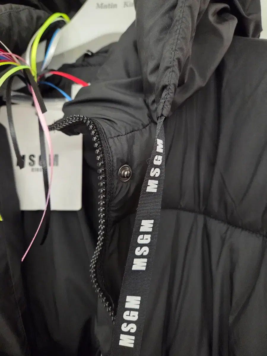 MSGM エムエスジーエム