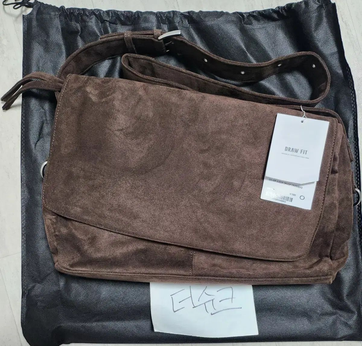 DRAW FIT ドローフィット カバー スウェード ドロップ クロスバッグ ブラウン
