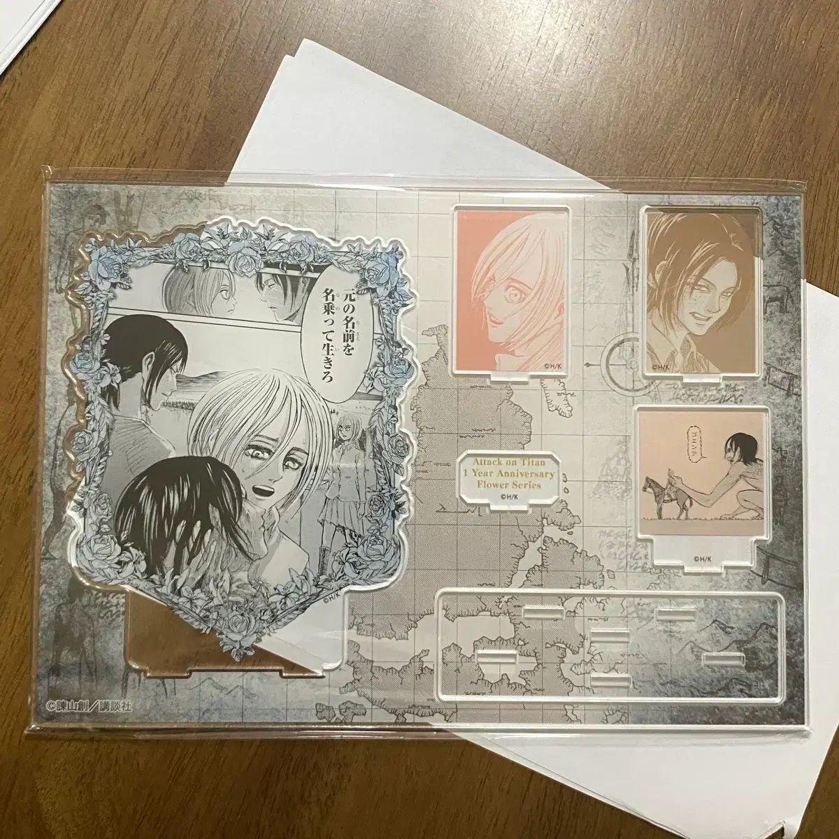 進撃の巨人 U.U. ミルクリスタ 展示会 アクリル ジオラマ グッズ