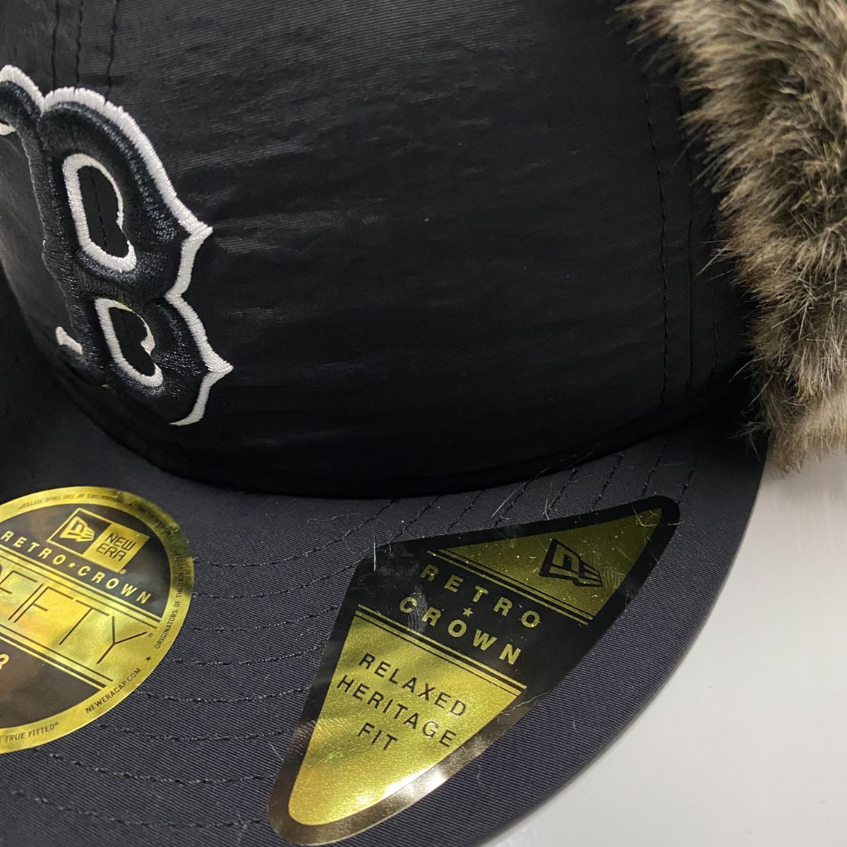 海外限定 59FIFTY ニューエラ Newera レトロクラウン Winter Dog Ear ドッグイヤー Redsox レッドソックス トラッパーキャップ (4-12)