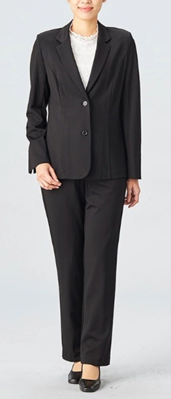 緊急 開催 驚くほど快適 普段使いもできるブラックフォーマル パンツスーツ 1110