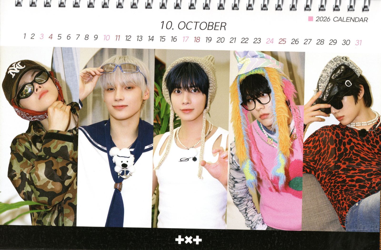 TXT TOMORROW X TOGETHER トゥモローバイトゥゲザー グッズ 卓上