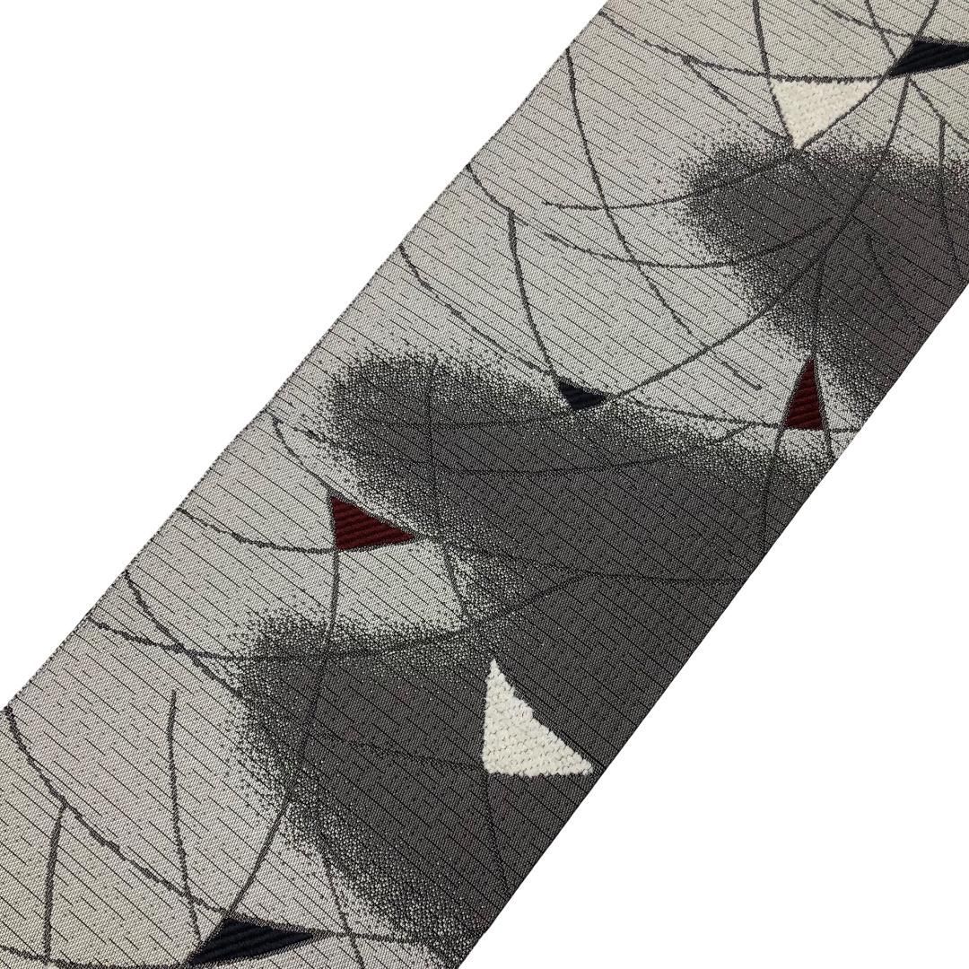 名古屋帯 霞に抽象模様 雲井鼠 ガード加工 O-5820 - メルカリ