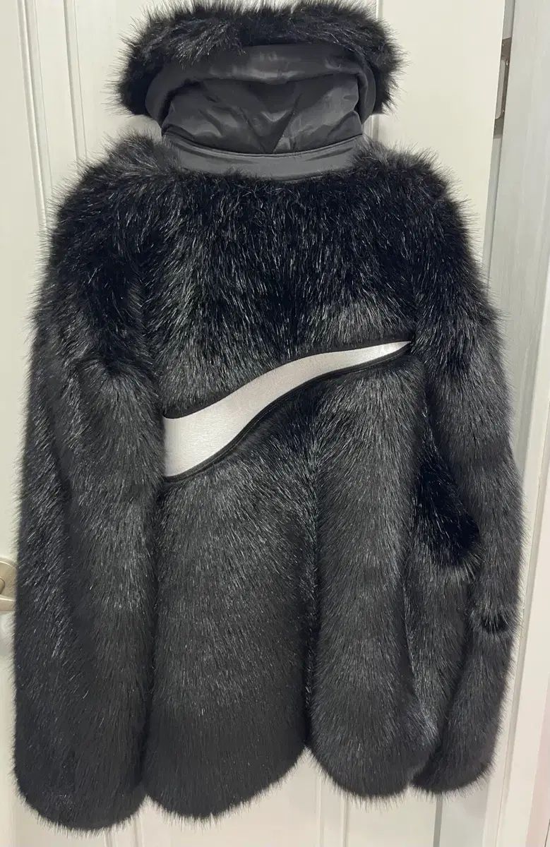 ナイキ アンブッシュ ファージャケット