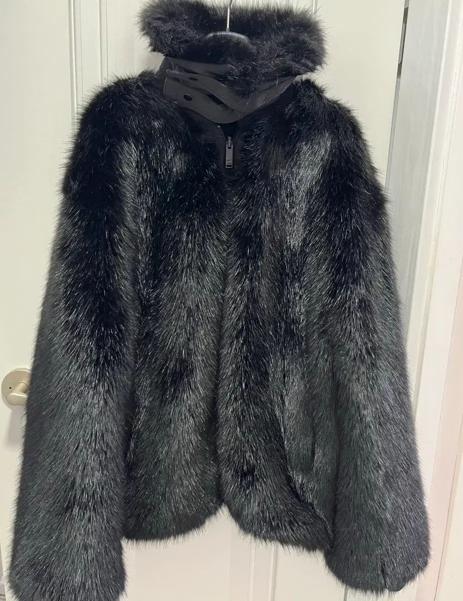 ナイキ アンブッシュ ファージャケット