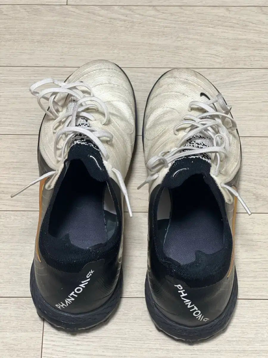 ナイキ FANTOM gx 2 プロTF 275