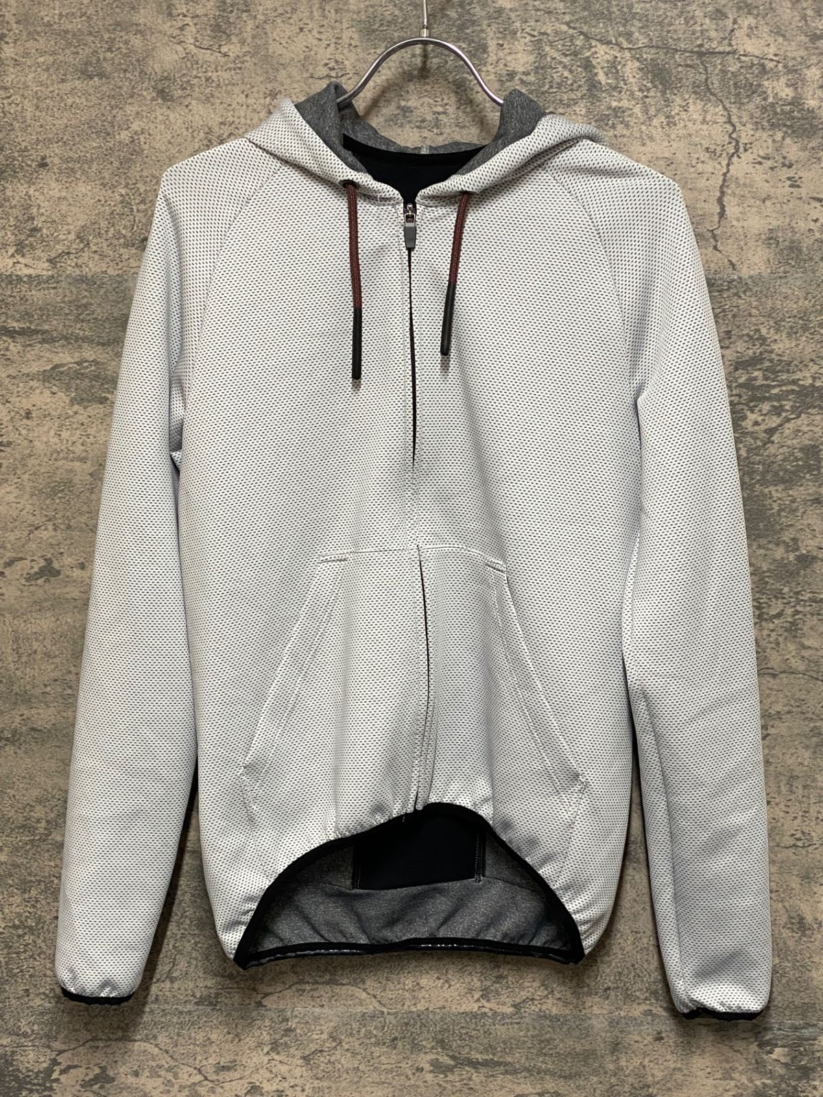 JQ 526 カフェドシクリステ Cafe du Cycliste solenne man 長袖 フーティー 白 XS