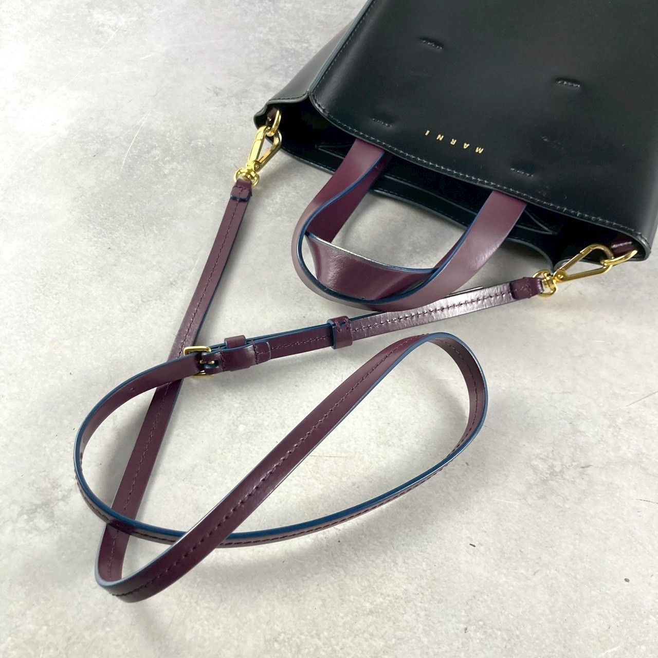 極美品✨️22-23AW MARNI マルニ MUSEO ミュゼオ バイカラーショルダー