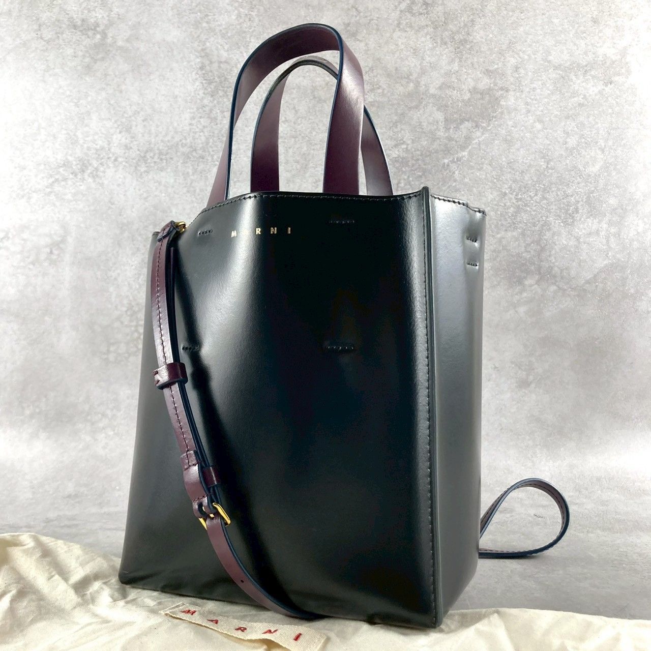 極美品✨️22-23AW MARNI マルニ MUSEO ミュゼオ バイカラーショルダー